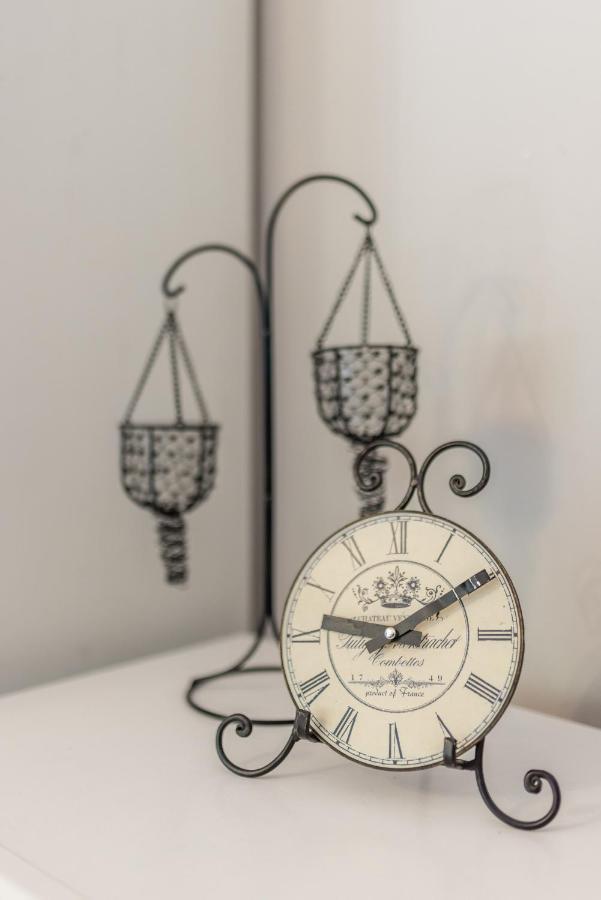 Artistic Chill Art Apartment 2+2.Centar Of Split. Bagian luar foto
