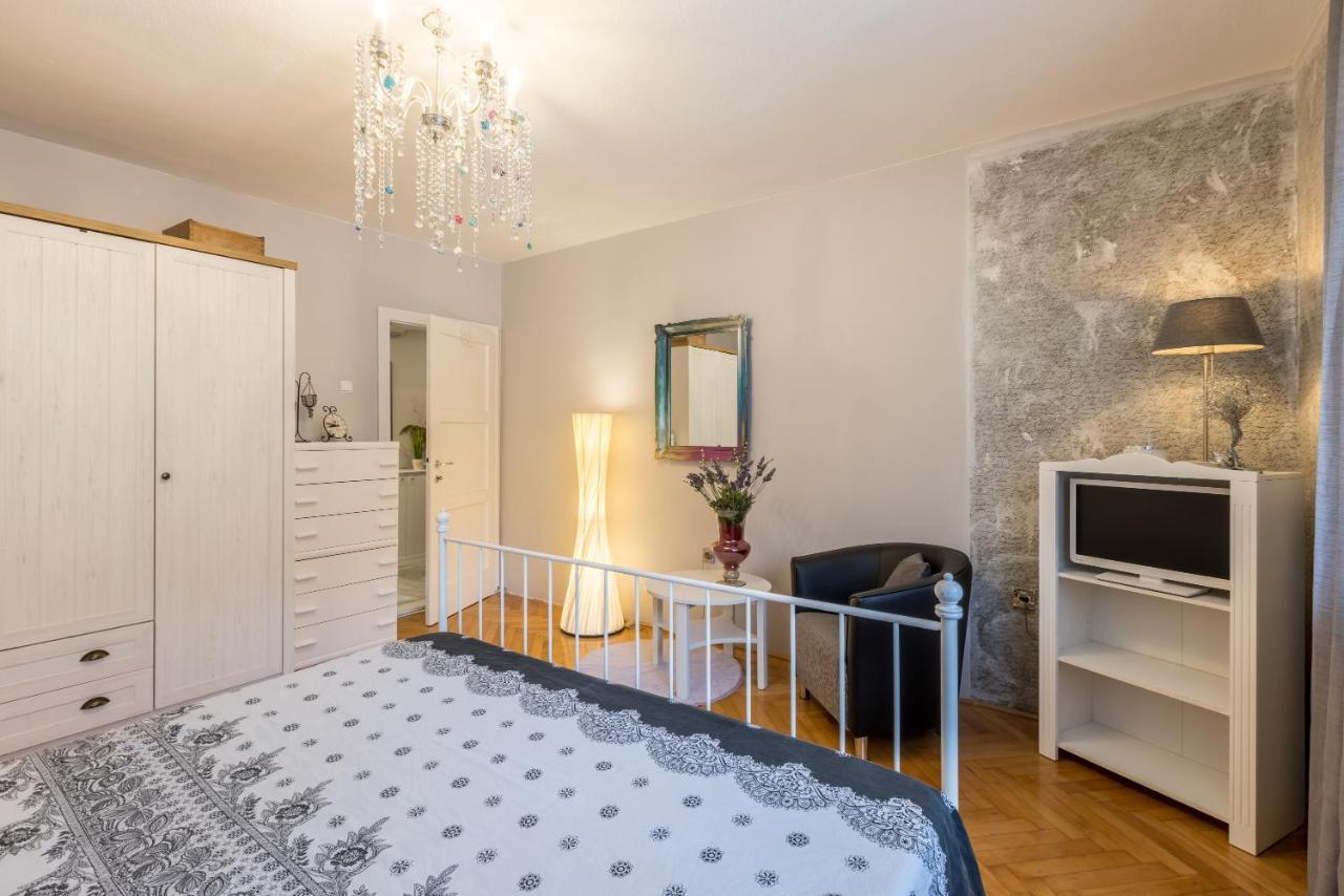 Artistic Chill Art Apartment 2+2.Centar Of Split. Bagian luar foto