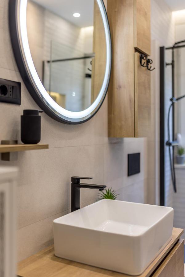 Artistic Chill Art Apartment 2+2.Centar Of Split. Bagian luar foto